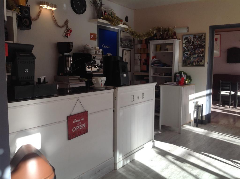 Hotel Attrap'Rêves à Aspres-sur-Buëch Extérieur photo