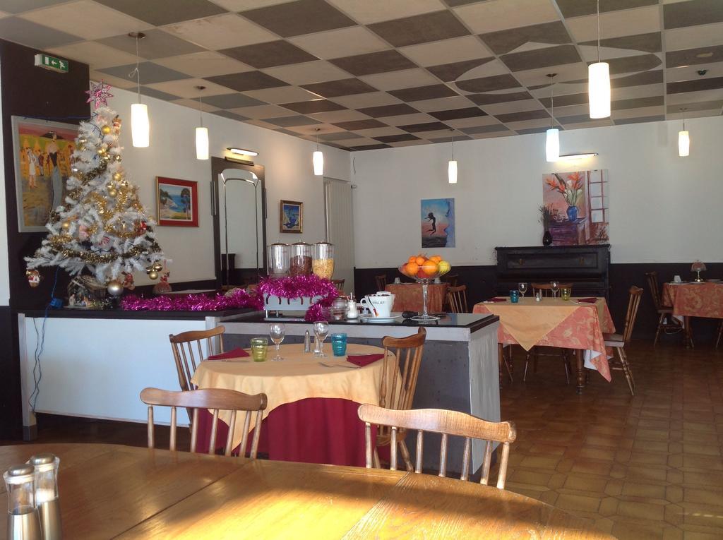 Hotel Attrap'Rêves à Aspres-sur-Buëch Extérieur photo